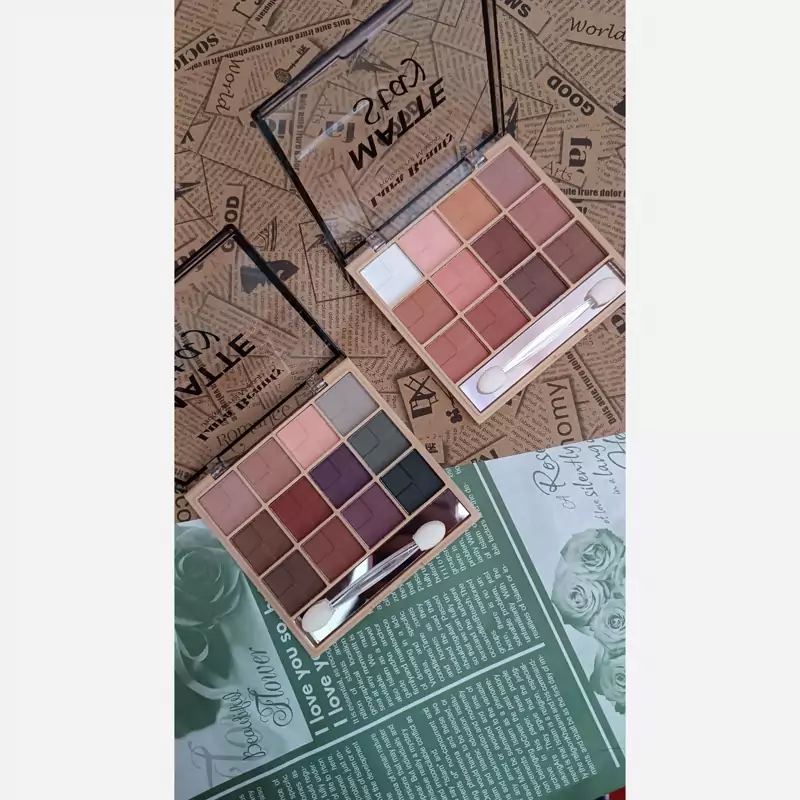 پالت سایه چشم12 رنگ لورا بیوتی